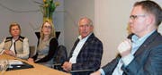 Engagiert informierten Fachleute zum Thema «Hausarzt»: Danuta Reinholz, Jasmin Marquart, Ludwig Altenburger, Altersbeauftragter Buchs, sowie der Buchser Hausarzt Damian Schöbi (von links). (Bild: Heidy Beyeler)