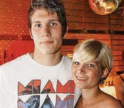 Cabrio als Objekt der Begierde: Fabienne Preisig und Matijas Bumber.