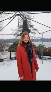 Die Jung-SVPlerin Tabea Rohner sagt: "Ich finde es gut, wenn wir am 8. März im Mittelpunkt stehen." (Bild: PD)
