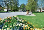 Gepflegt, idyllisch tagsüber: Der Jakob-Züllig-Park. Der Stadtrat erliess Arealordnung. (Bild: Max Eichenberger)