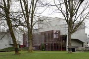 Blick auf das Theater St.Gallen: Der Kantonsrat beschloss das Ratsreferendum für die Kreditvorlage. (Bild: GIAN EHRENZELLER (KEYSTONE))