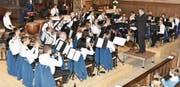 Ein Dirigent, zwei Musikgruppen: Harry Zierler hatte mit der Bürgermusik Gams, …