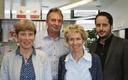 Annemarie Diehl vom OK Lehrstellenforum, Stefan Frick, Präsident Gewerbeverein Wil und Umgebung, Stadträtin Jutta Röösli und Stadtrat Dario Sulzer. (Bild: Ursula Ammann)