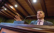Hermann Lei im Grossen Rat. Der kantonalen Politik bleibt der SVP-Politiker im Gegensatz zur Frauenfelder Lokalpolitik erhalten. (Bild: Reto Martin)