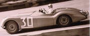 Bätsch Scherrer, der Eichhölzli-Sieger, in seinem Jaguar XK 120 in voller Fahrt. (Bild: pd)