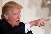 Im ersten Monat seiner Amtszeit setzte Donald Trump weit über 150 Tweets ab. (Bild: Keystone)
