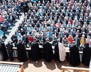 Die Landsgemeinde 2017 forderte von den Stimmberechtigten eine gehörige Portion Ausdauer. (Bild: Keystone)