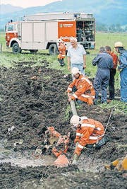 Bergungsarbeiten im Juli 1996. (Bild: ky)