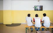 Neu werden die jungen Flüchtlinge, hier noch im «Thurhof», im Internat Marienburg in Tal betreut. (Bild: Urs Bucher (Oberbüren, 30. Juni 2015))