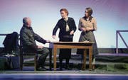 Szene aus «Deutschstunde» mit Darstellern des a.gon Theaters München. (Bild: PD/a.gon)