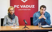 FC-Vaduz-Geschäftsführer Patrick Burgmeier (rechts) zusammen mit FC-Vaduz-Präsidentin Ruth Ospelt. (Bild: Eddy Risch)