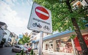 Umwege und fehlende Parkplätze machen Besuchern an der Alleestrasse zu schaffen. (Bild: Reto Martin)