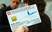 Ein Komitee aus SP, Grünen und Gewerkschaften fordern, dass der kanton St.Gallen mehr Mittel für eine Krankenkassen-Prämienverbilligung bereitstellt. (Bild: LUKAS LEHMANN (KEYSTONE))