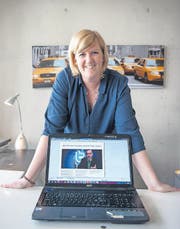 Mit «Clever-Express» will Desirée Müller die Schüler für tagesaktuelle Nachrichten sensibilisieren. (Bild: Olivia Hug)