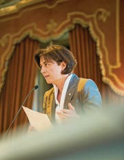 Regierungsrätin Monika Knill betont, dass es an Lehrplänen immer Kritik gibt. (Bild: Reto Martin)