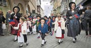 Liechtensteiner Trachtengruppe am Olma-Umzug: Im nächsten Jahr marschieren hier Gäste aus dem Kanton Thurgau. (Bild: Ralph Ribi)