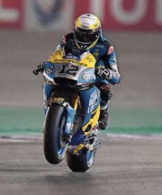 Tom Lüthi fährt in seinem ersten GP in der Königsklasse knapp an den Punkterängen vorbei. (Bild: Noushad Tekkail/EPA)
