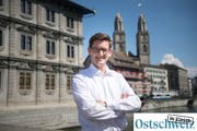 "Man ist in einem gewissen Sinne freier": Hans-Jakob Boesch auf der Rathausbrücke in Zürich. (Bild: Ralph Ribi)