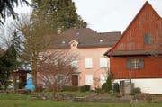 Lange wartete das Schloss Ebersberg auf neue Besitzer. Nun wird es renoviert. (Bild: Kurt Peter)