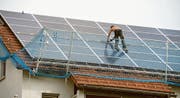 Seit dem Jahr 2014 in der Gewinnzone: Die Grabs-Solar AG realisiert Bürger-Solaranlagen. (Bild: Roger Rusterholtz)