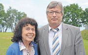 Kämpfen weiter: Initiativkomitee-Gründer Marlies Näf-Hofmann und Luzi Schmid. (Bild: Markus Schoch)