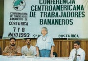 1993 – Ursula Brunner spricht an einem Bananen-Kongress in Costa Rica.