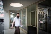 Emir Tahirovic stand am Mittwoch vor dem Kreisgericht Rheintal. (Bild: Ralph Ribi)