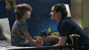 Auggie (links) mit seiner Mutter Isabel, gespielt von Julia Roberts. (Bild: Impuls Pictures)