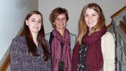 Kelly Langhard, Jacqueline Ehrat und Nadine Meyer haben die Weiterbildungen in ihren Fachbereichen abgeschlossen. (Bild: PD)