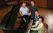 Musikalische Köstlichkeiten haben Stefan Zöllig, Andreas Müller, Thomas Haubrich und Irène Manz für die neue Konzertsaison organisiert. (Bild: Maya Mussilier)
