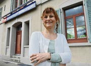 Katja Fischer vor ihrer Schmuckstation in Münsterlingen-Scherzingen. (Bild: Nana do Carmo)