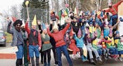 Die Jubla Homburg-Gündelhart stellt die grösste Zwergenmannschaft. (Bild: Salome Preiswerk Guhl)