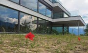 Die Baustelle auf der Liegenschaft «Schneggen» steht nicht mehr lange still. Vier der fünf Wohnungen sind nun so gut wie verkauft. (Bild: Katharina Rutz)
