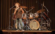 Drummer Simon Phillips begeisterte im Juni und kommt jetzt zurück nach Rorschach. (Bild: Res Lerch)