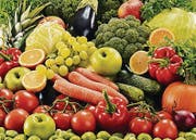 Früchte und Gemüse werden am Lichtensteiger Markt angeboten. (Bild: pd)