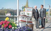 URh-Verwaltungsratspräsident Reto Dubach und Geschäftsführer Remo Rey vor dem Bug der MS Konstanz. (Bild: Andrea Stalder)