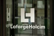 Rund um die Megafusion von Lafarge und Holcim soll sich ein Schweizer dank Insiderwissens bereichert haben. (Bild: YOAN VALAT (EPA))