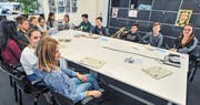 Sechste Klasse zu Besuch auf der Redaktion (Bild: Olaf Kühne)