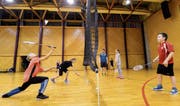 Mädchen sind im Badminton-Training im Seeparksaal in der Minderheit. (Bild: Donato Caspari)