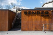 Blick auf den Nachtclub "Sender": Ein Angestellter wurde schwer verletzt. (Bild: GIAN EHRENZELLER (KEYSTONE))