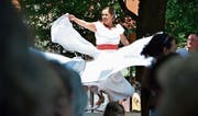 Spanischer Flamenco, Volkstänze aus dem Balkan und ein reichhaltiges kulinarisches Angebot am Arboner Kulturenfest. (Bild: Max Eichenberger)