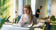 Die kaufmännische Berufsbildung scheint ihren Reiz verloren zu haben. (Bild: Gaëtan Bally/Keystone)