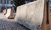 Solche Betonblöcke wie hier in Basel sollen auch in Wil mögliche Anschläge mit Fahrzeugen verhindern. (Symbolbild: Keystone)