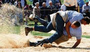 In Buch sorgten die Schwinger für «fliegendes» Sägemehl. (Bild: Donato Caspari)