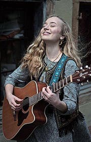 Die Kreuzlinger Singer-/Songwriterin Lilli Doblin. (Bild: PD/Alina Hösch)