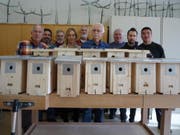 Stolze Präsentation nach getaner Arbeit: Mitglieder des Ornithologischen Vereins Buchs-Werdenberg.