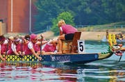 Drachenboot-Rennen: Im Trommeltakt 200 Meter gegen die Gegner. (Bild: pd)