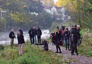 Lokalmatador Julian Thorner schlägt den Ball durch den Murg-Auen-Park, den Startort der letzten Etappe. (Bild: Samuel Koch)