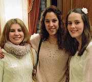 Nathaly Neiverth de Brito, Paula da Silva Pinto und Michelle Schoch können bald selbständig Entscheidungen treffen. (Bilder: Viola Stäheli)