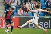 Basels Renato Steffen, hier gegen Milan Gajic, entscheidet das Spiel. (Bild: ky/Alexandra Wey)